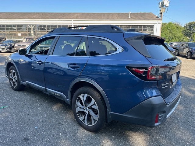 2020 Subaru Outback Limited photo 2