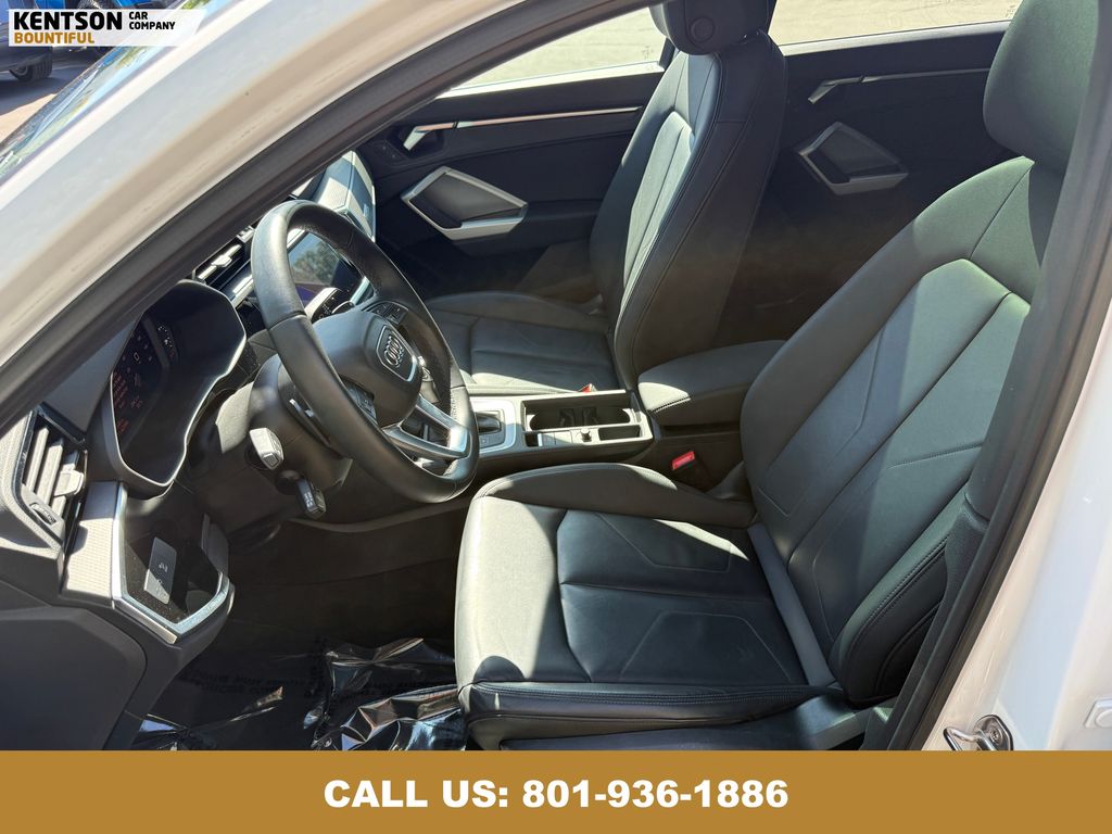 2025 Audi Q3 S line Premium photo 30