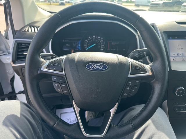 2019 Ford Edge SEL photo 31
