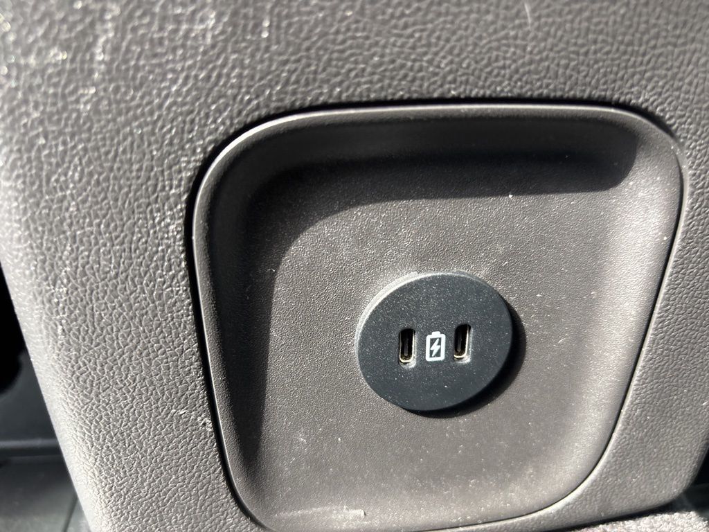 2023 Ford Escape ST-Line photo 25