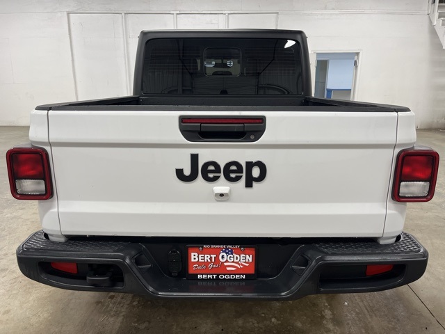 2024 Jeep Gladiator Sport photo 6