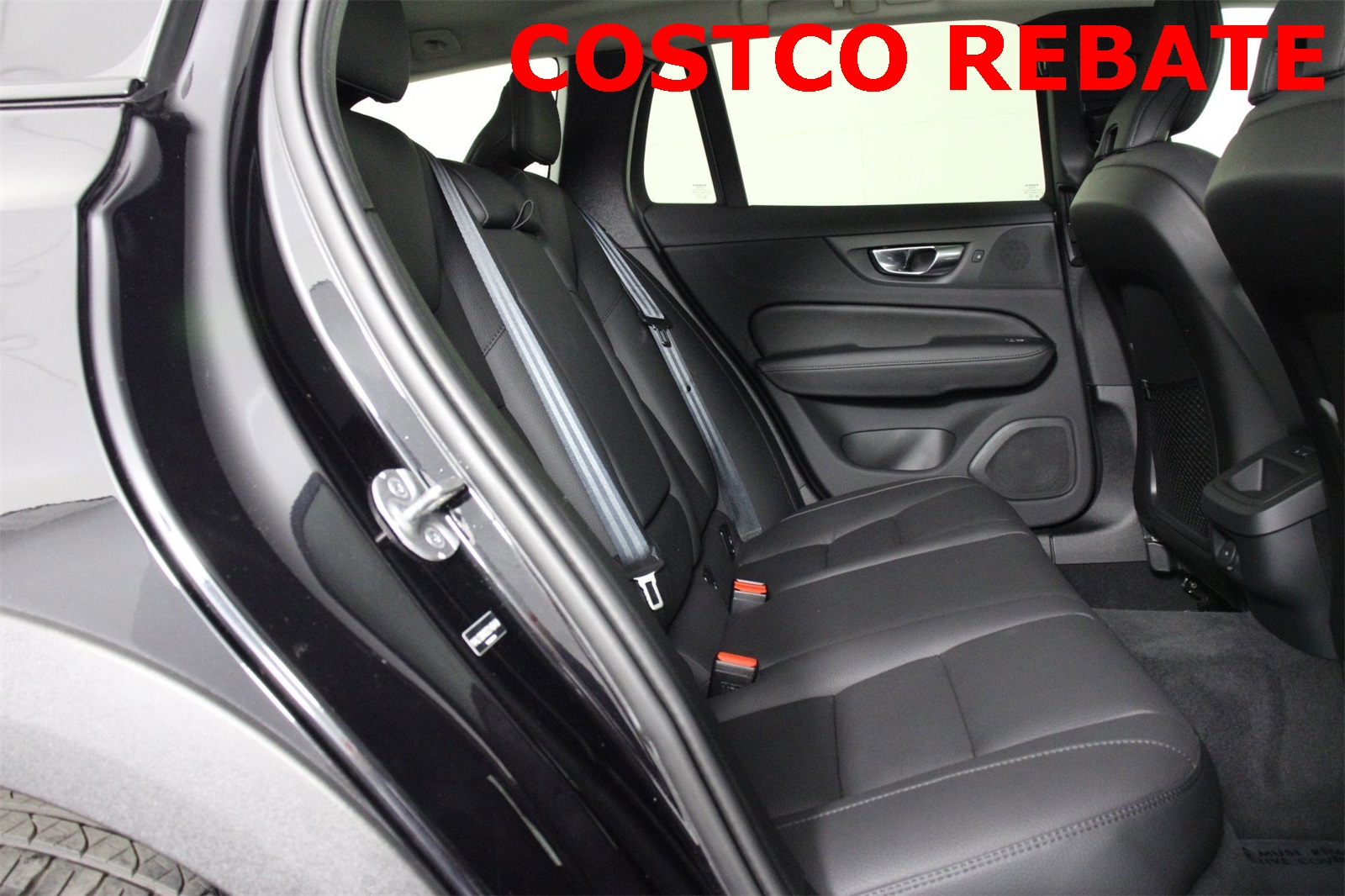 2025 Volvo V60 Cross Country B5 Plus photo 26