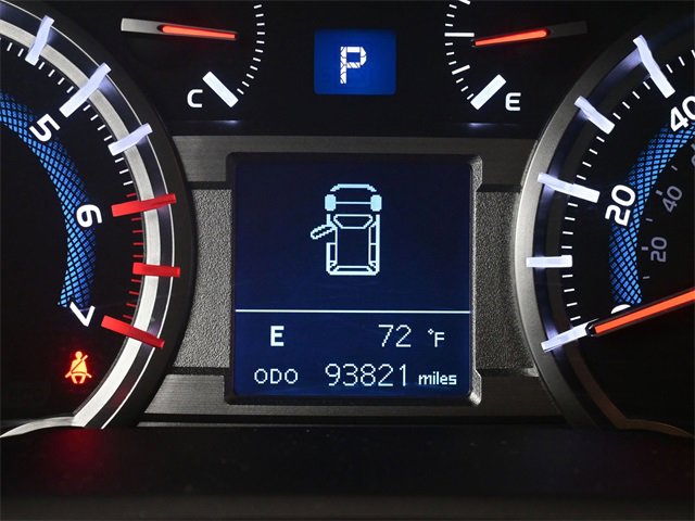 2018 Toyota 4Runner SR5 photo 16