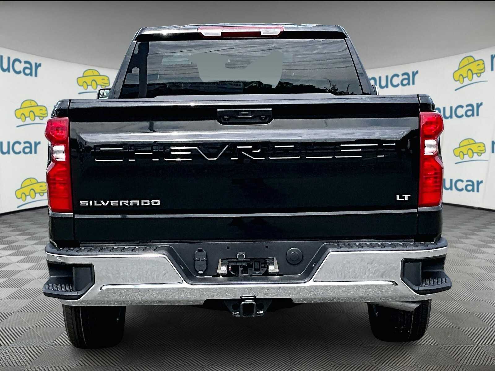 2026 Chevrolet Silverado 1500 LT photo 4