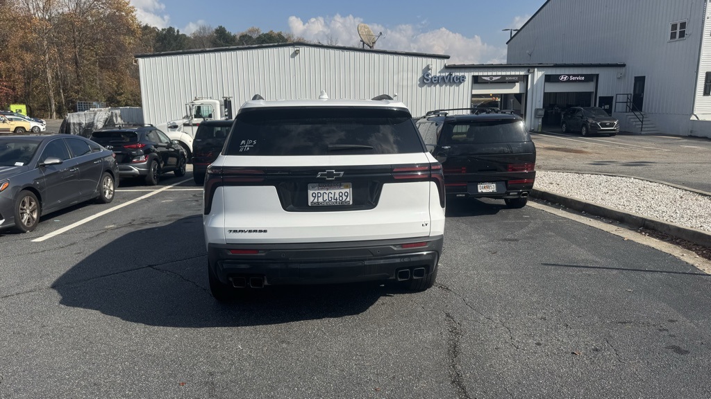 2024 Chevrolet Traverse photo 4