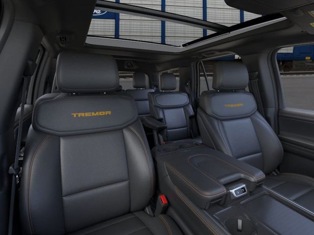 2025 Ford Expedition photo 10