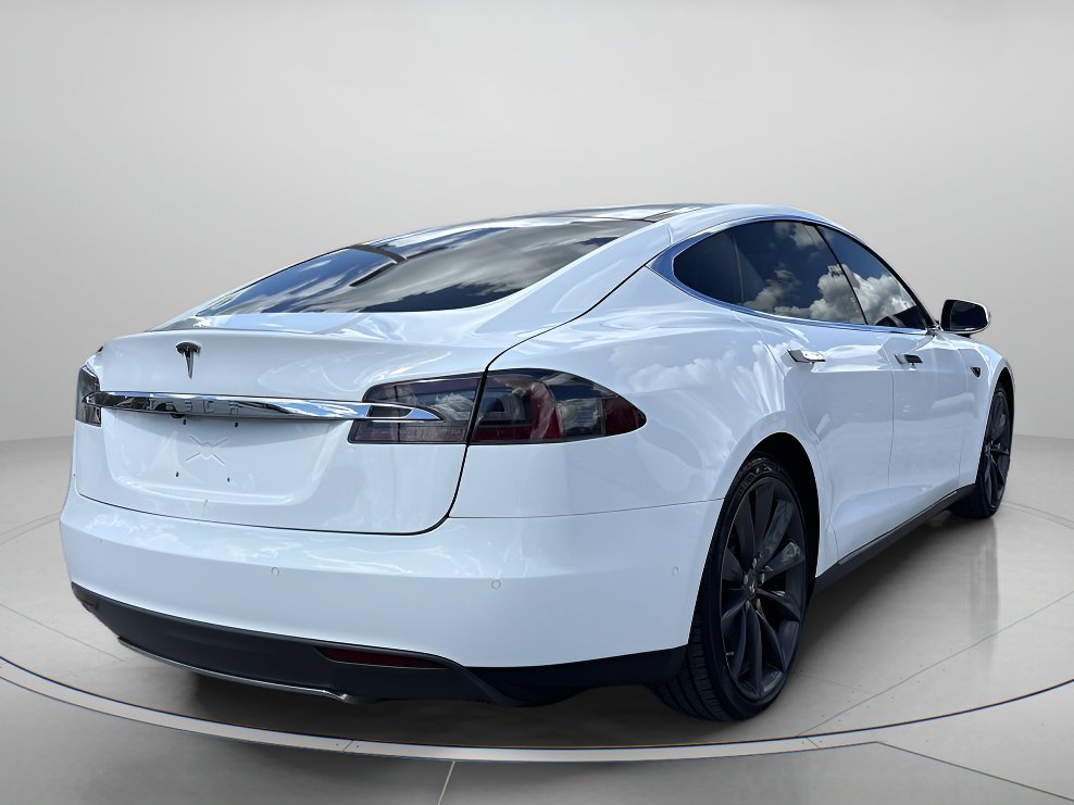 2016 Tesla Model S 60 photo 3