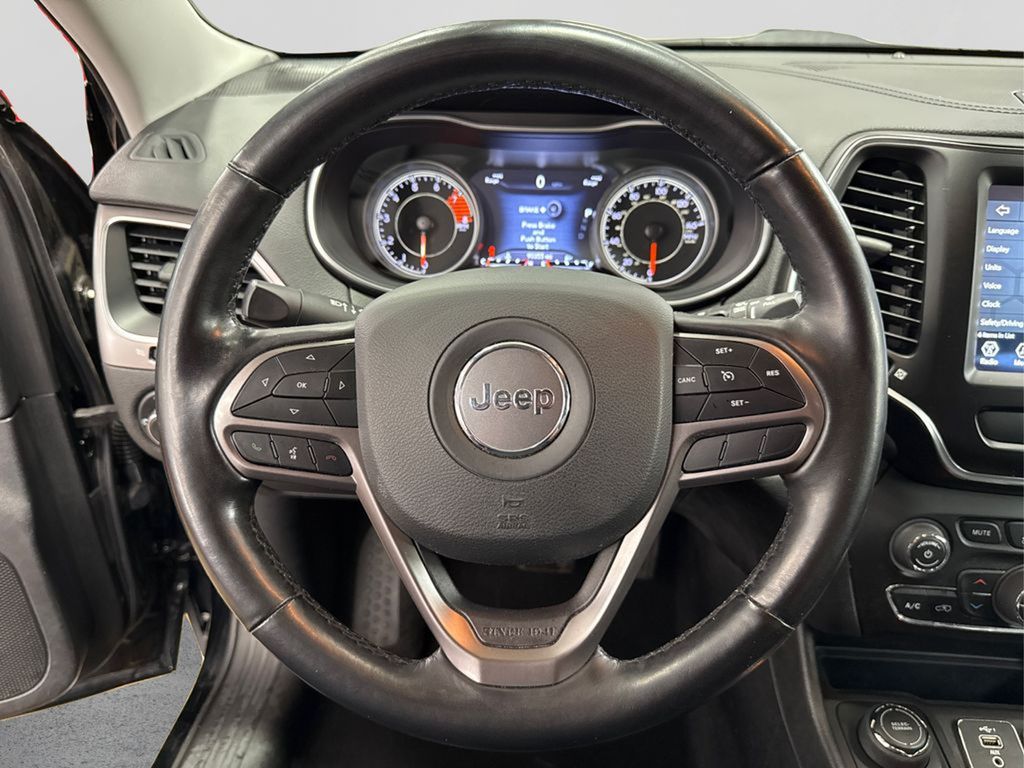 2021 Jeep Cherokee Latitude Lux photo 18