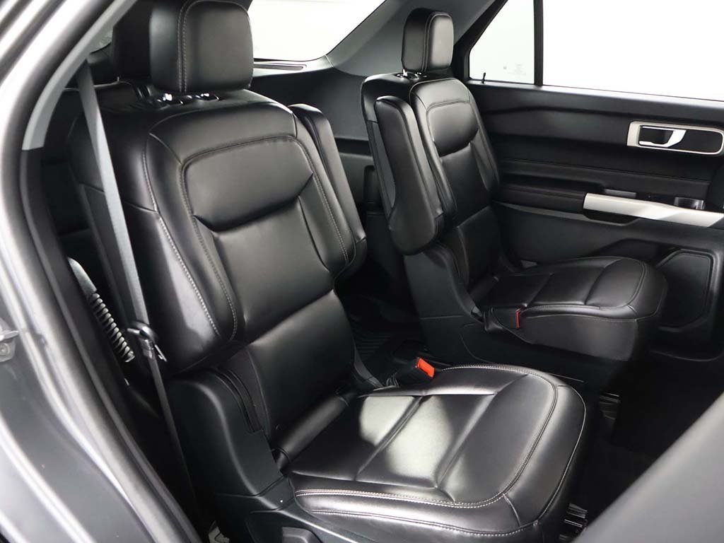 2021 Ford Explorer XLT photo 31