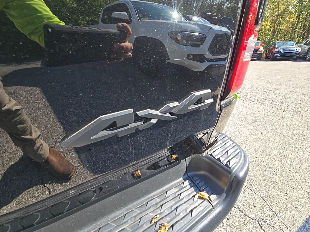 2021 Ram 1500 Rebel photo 14