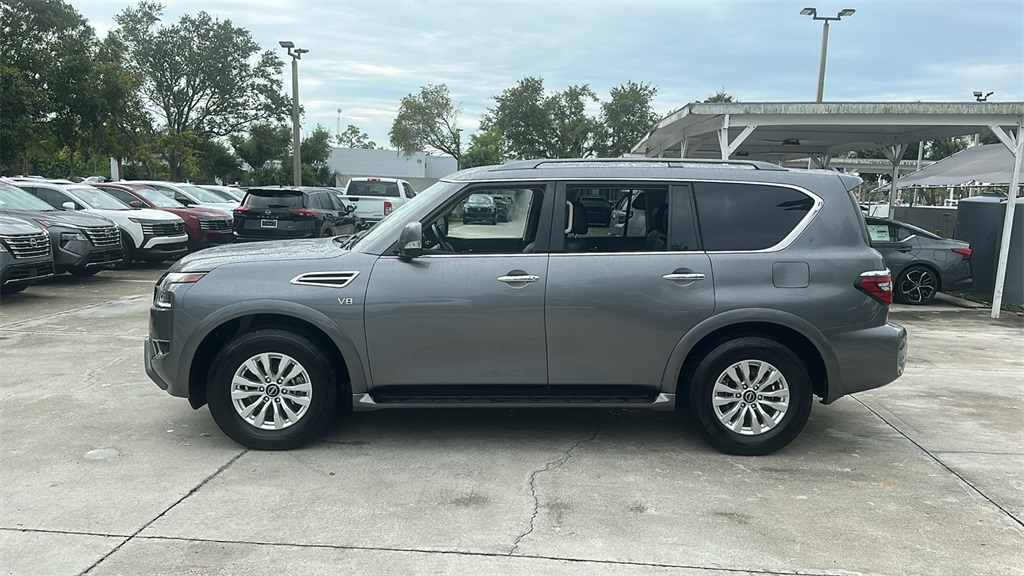 2022 Nissan Armada SV photo 2