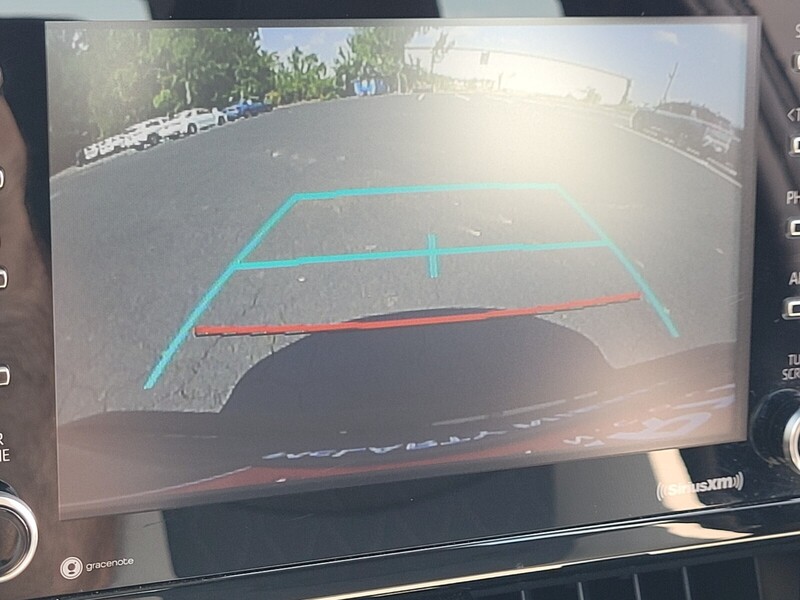2021 Toyota Corolla LE photo 17