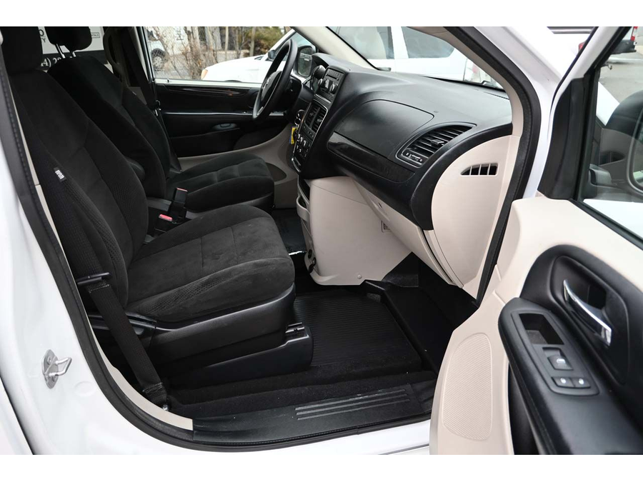 2016 Dodge Grand Caravan SE photo 15