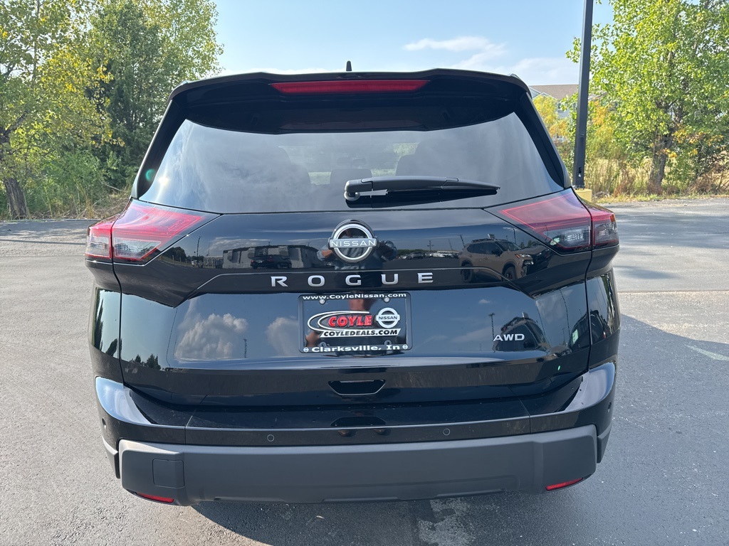 2026 Nissan Rogue S photo 4