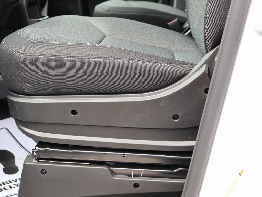2025 Ram ProMaster 2500 photo 17