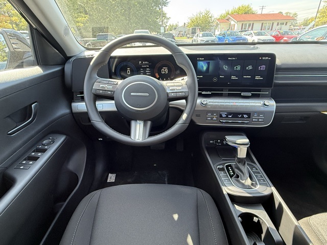 2026 Hyundai Kona SEL photo 15