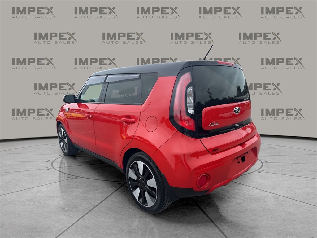 2017 Kia Soul Plus photo 3