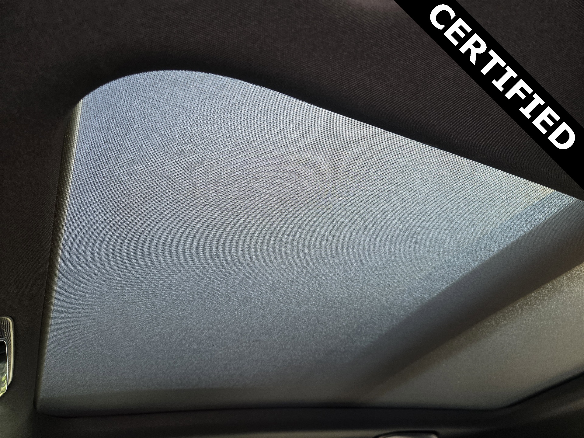2025 Mercedes Benz GLC 300 photo 17
