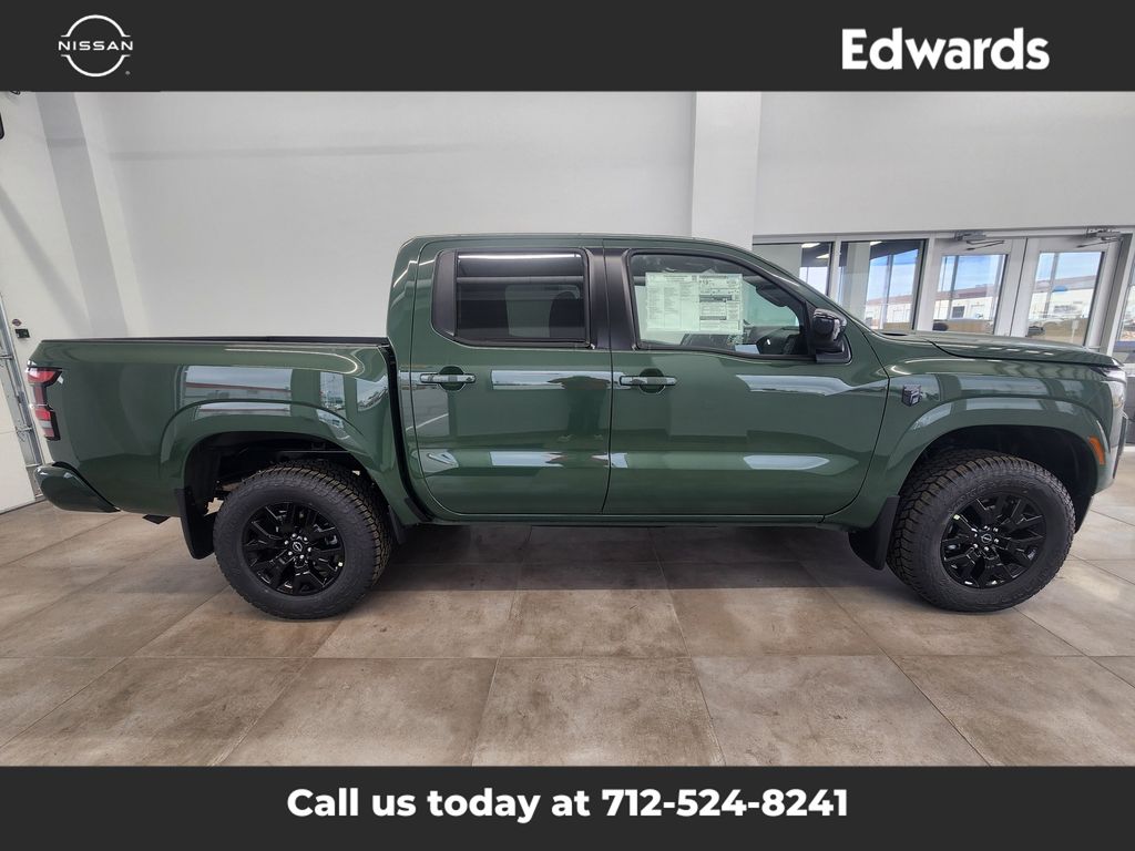 2026 Nissan Frontier SV's photo