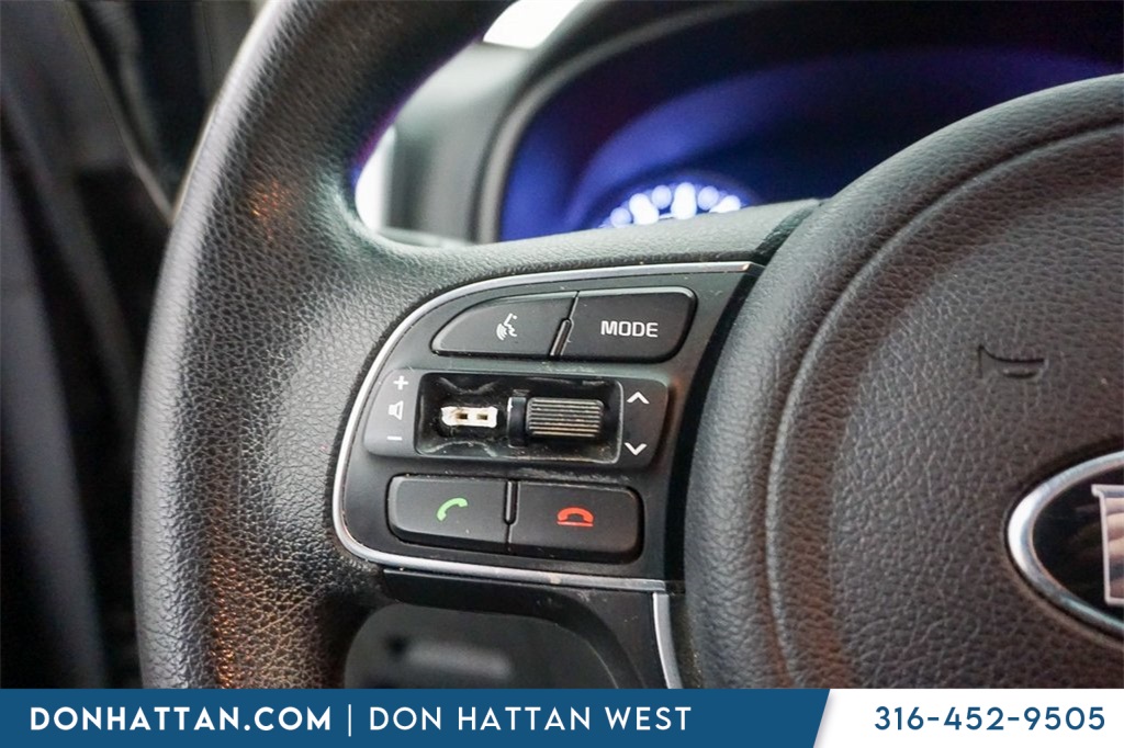 2019 Kia Sportage LX photo 2