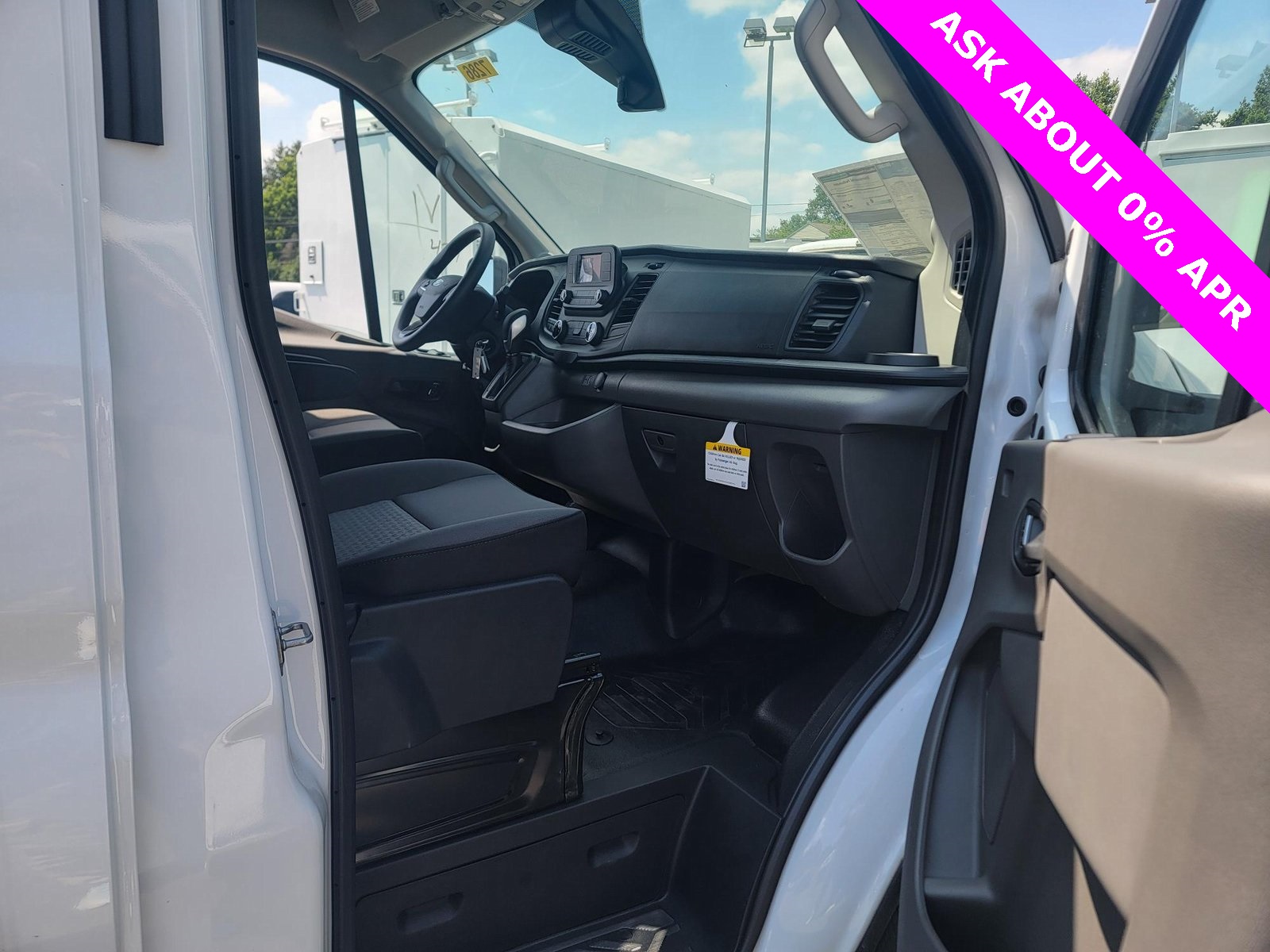 2024 Ford Transit photo 3