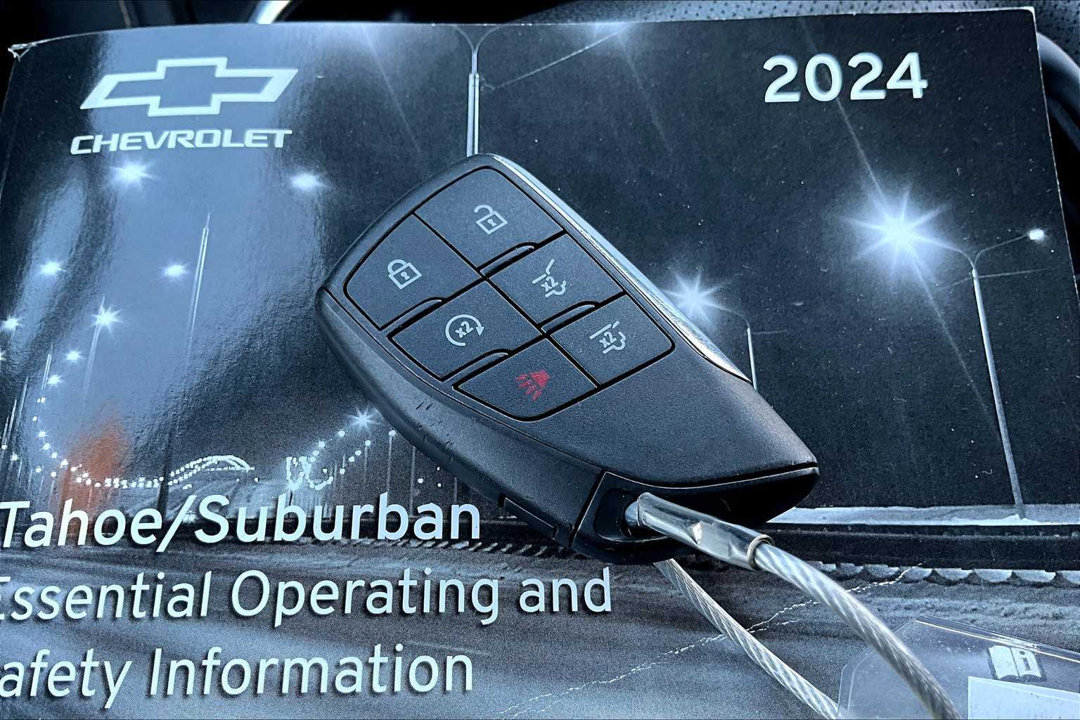 2024 Chevrolet Suburban Premier photo 14