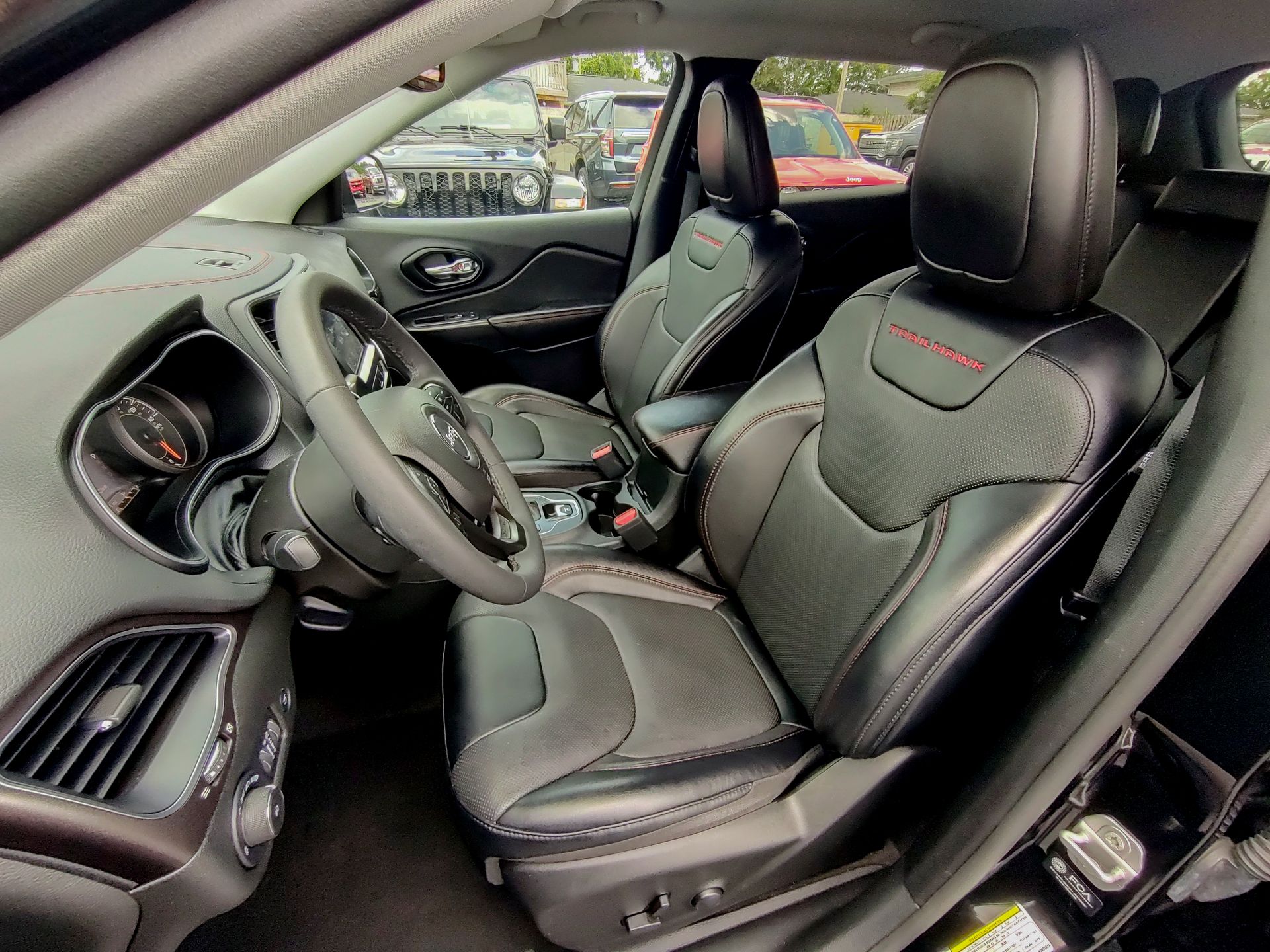 2022 Jeep Cherokee Trailhawk photo 20