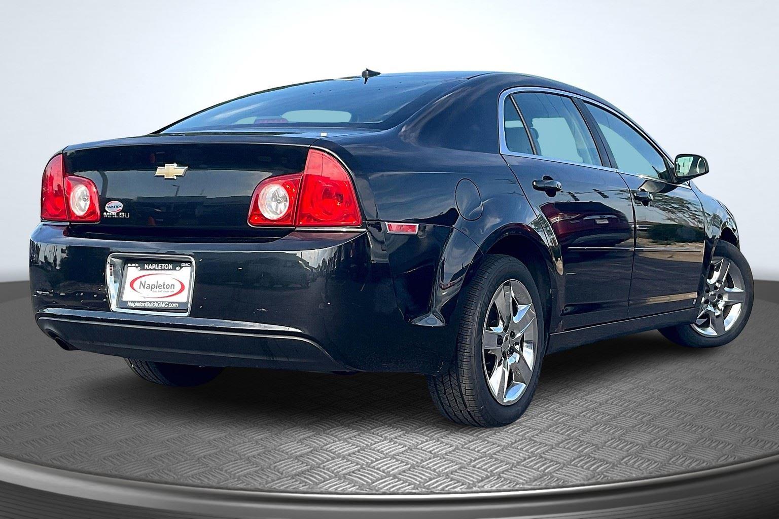 Used 2010 Chevrolet Malibu 1LS with VIN 1G1ZB5EB4AF101820 for sale in Crystal Lake, IL