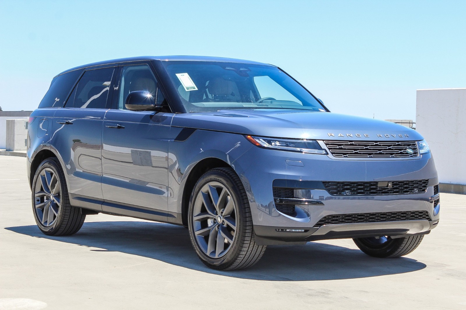 New 2024 Land Rover Range Rover Sport SE Sport Utility in Fresno 