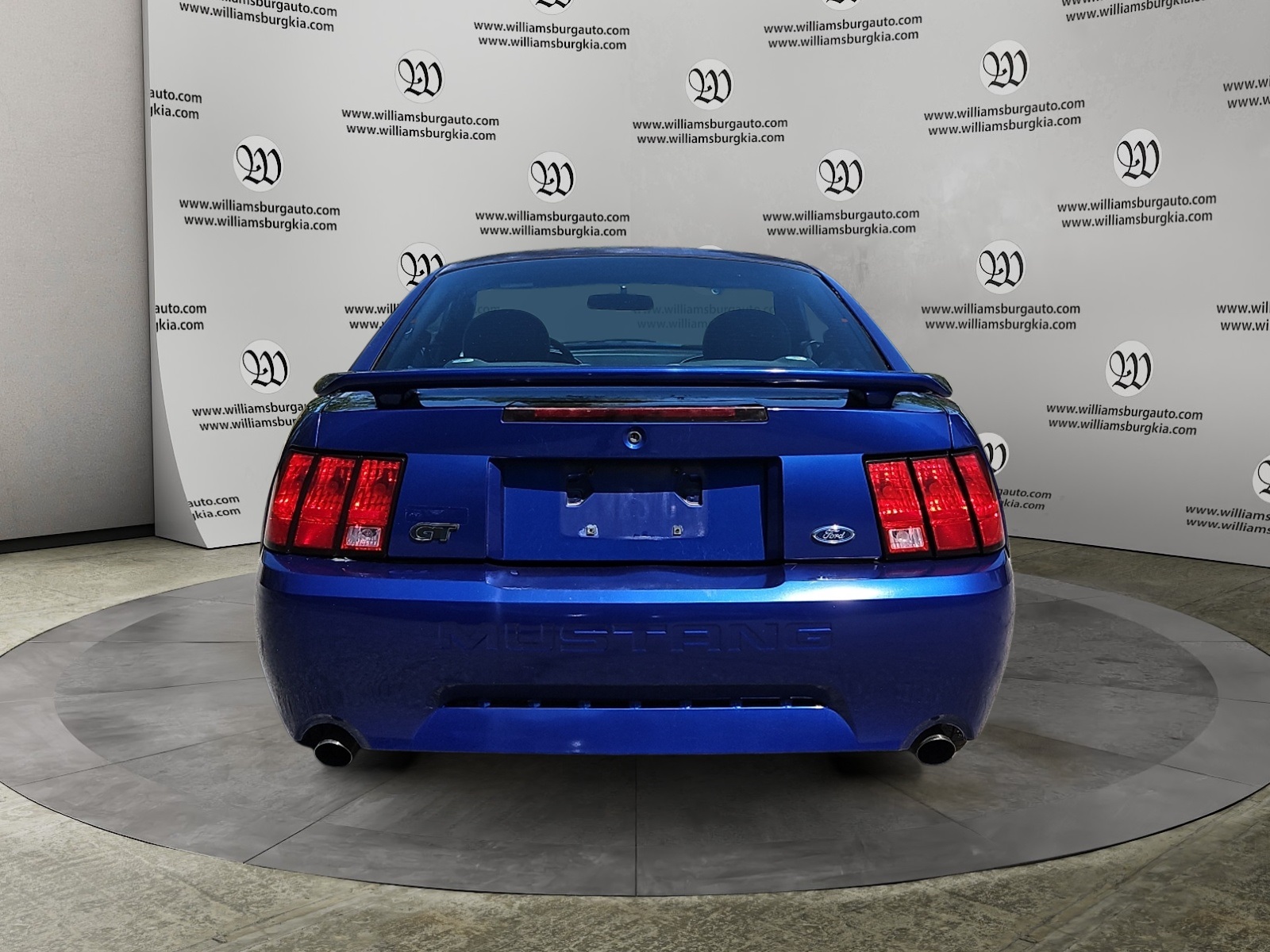 2004 Ford Mustang GT photo 4