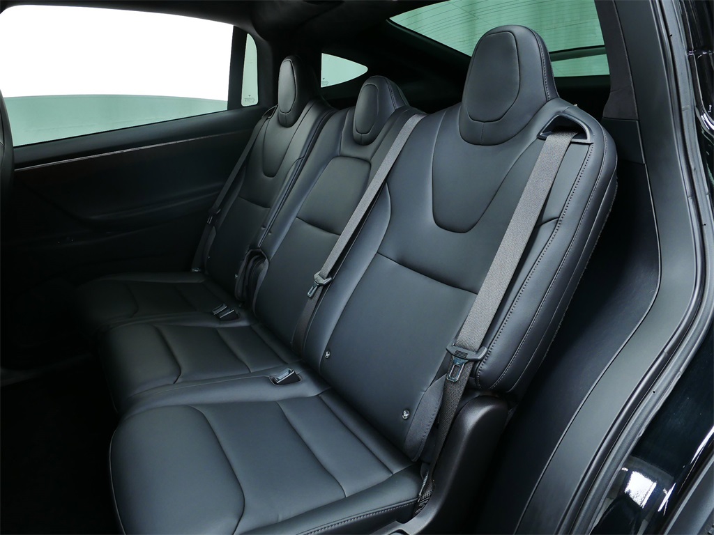 2019 Tesla Model X Long Range photo 13