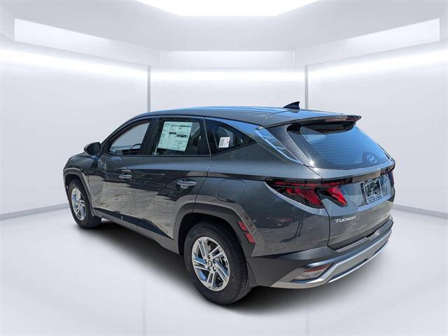 2025 Hyundai Tucson SE photo 4