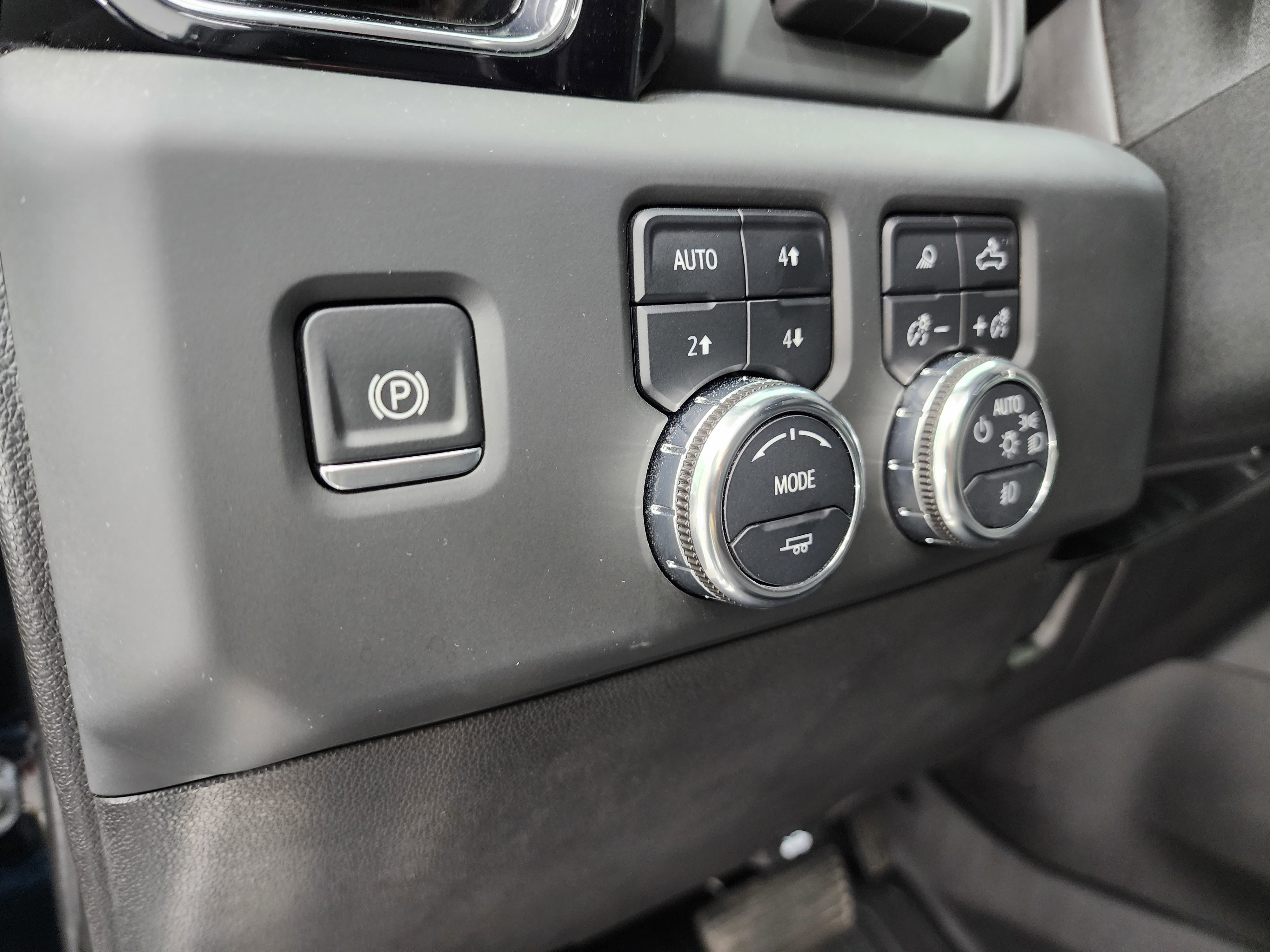 2024 Gmc Sierra HD Denali photo 4