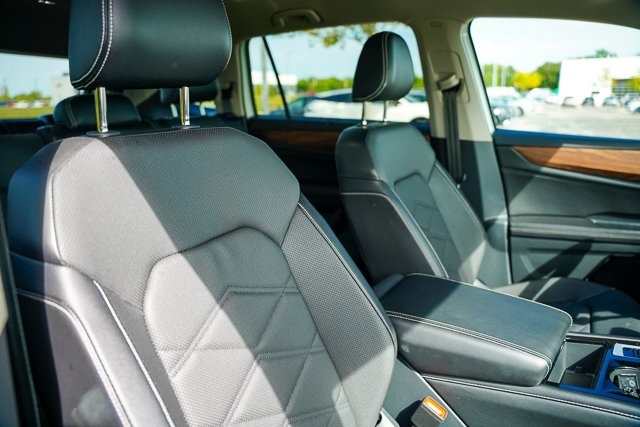 2024 Volkswagen Atlas SE Technology photo 39