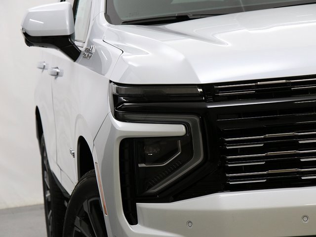 2026 Chevrolet Tahoe High Country photo 4