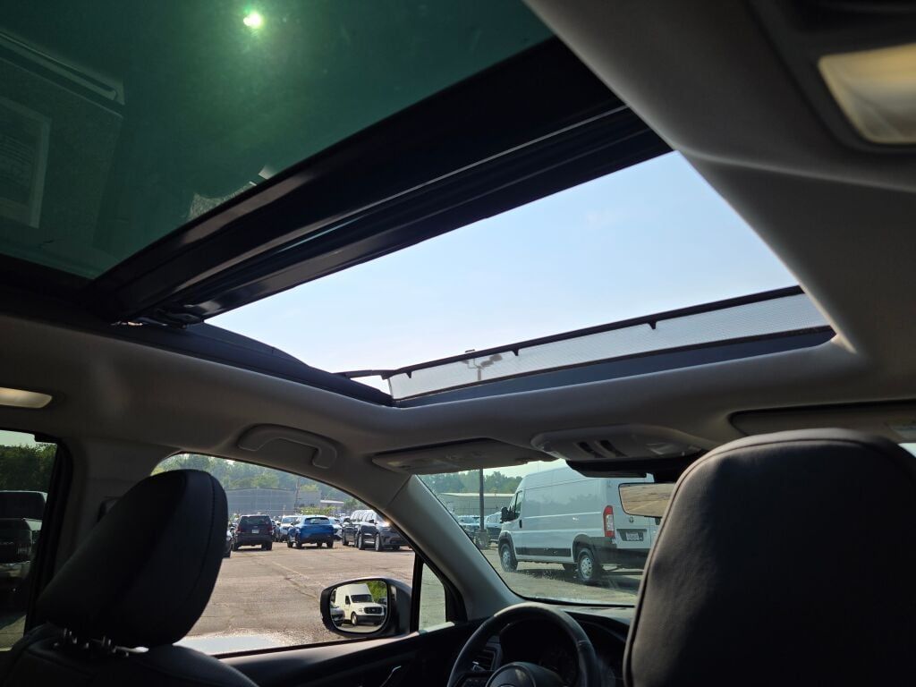 2025 Subaru Ascent Onyx Edition Touring photo 8
