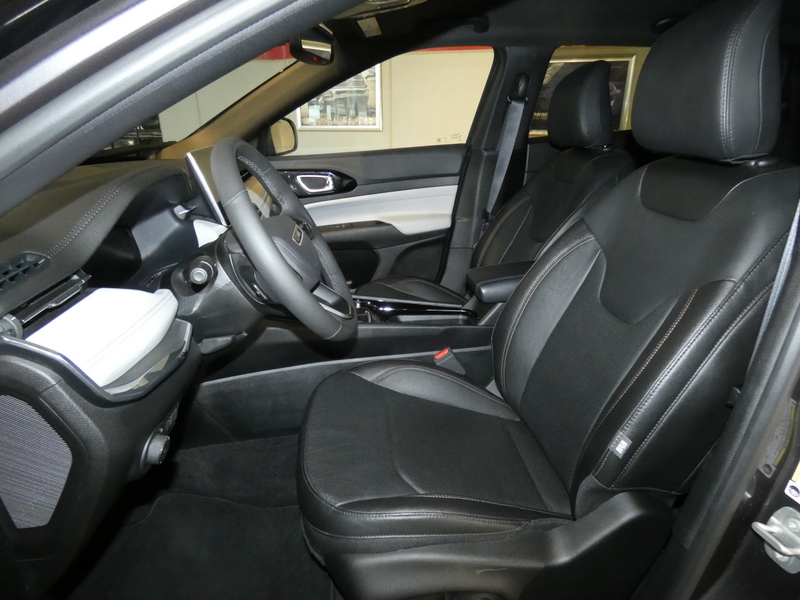 2024 Jeep Compass Limited photo 6