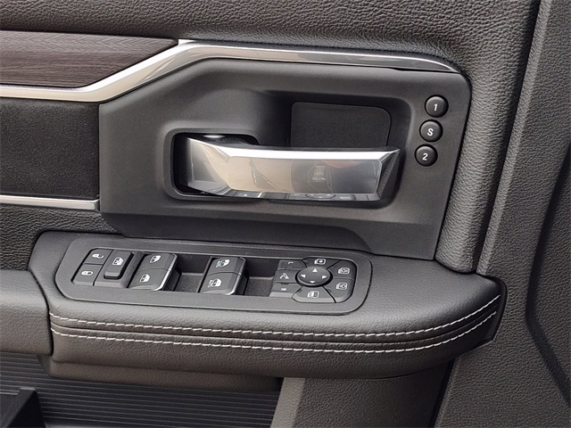 2025 Ram 2500 Laramie photo 26
