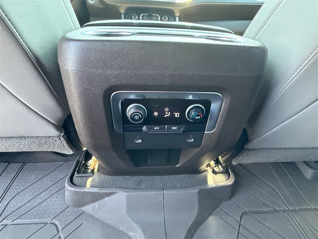 2021 Chevrolet Tahoe LT photo 22