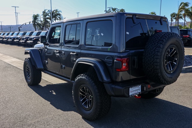 2025 Jeep Wrangler Rubicon photo 5