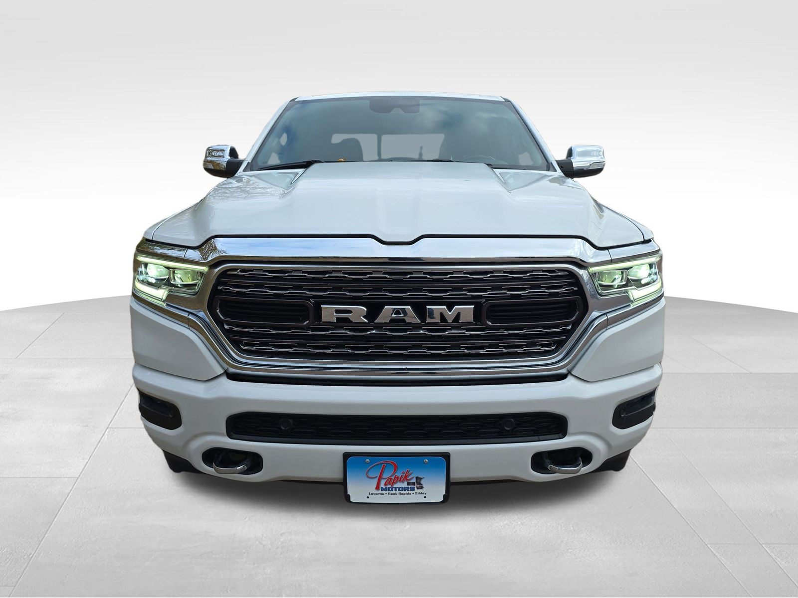 2022 Ram 1500 Limited photo 4