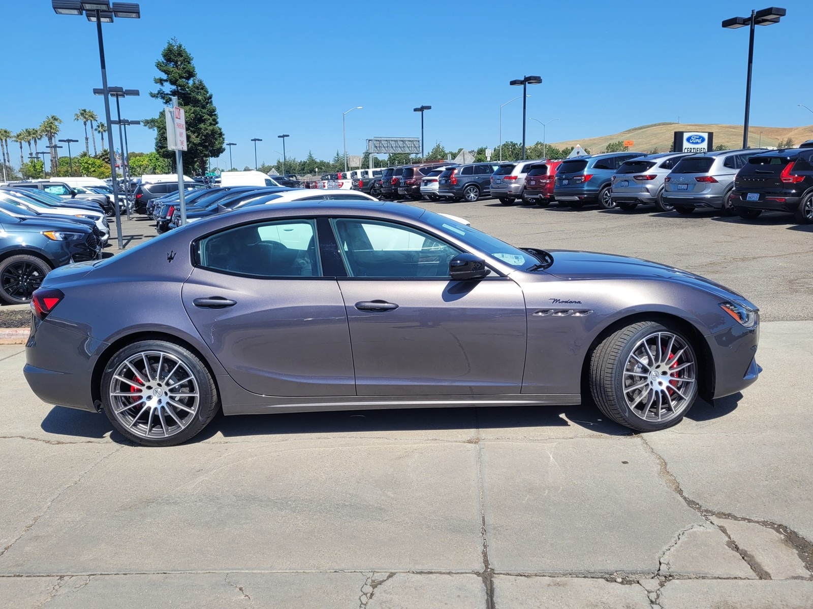2024 Maserati Ghibli Modena Q4 photo 4
