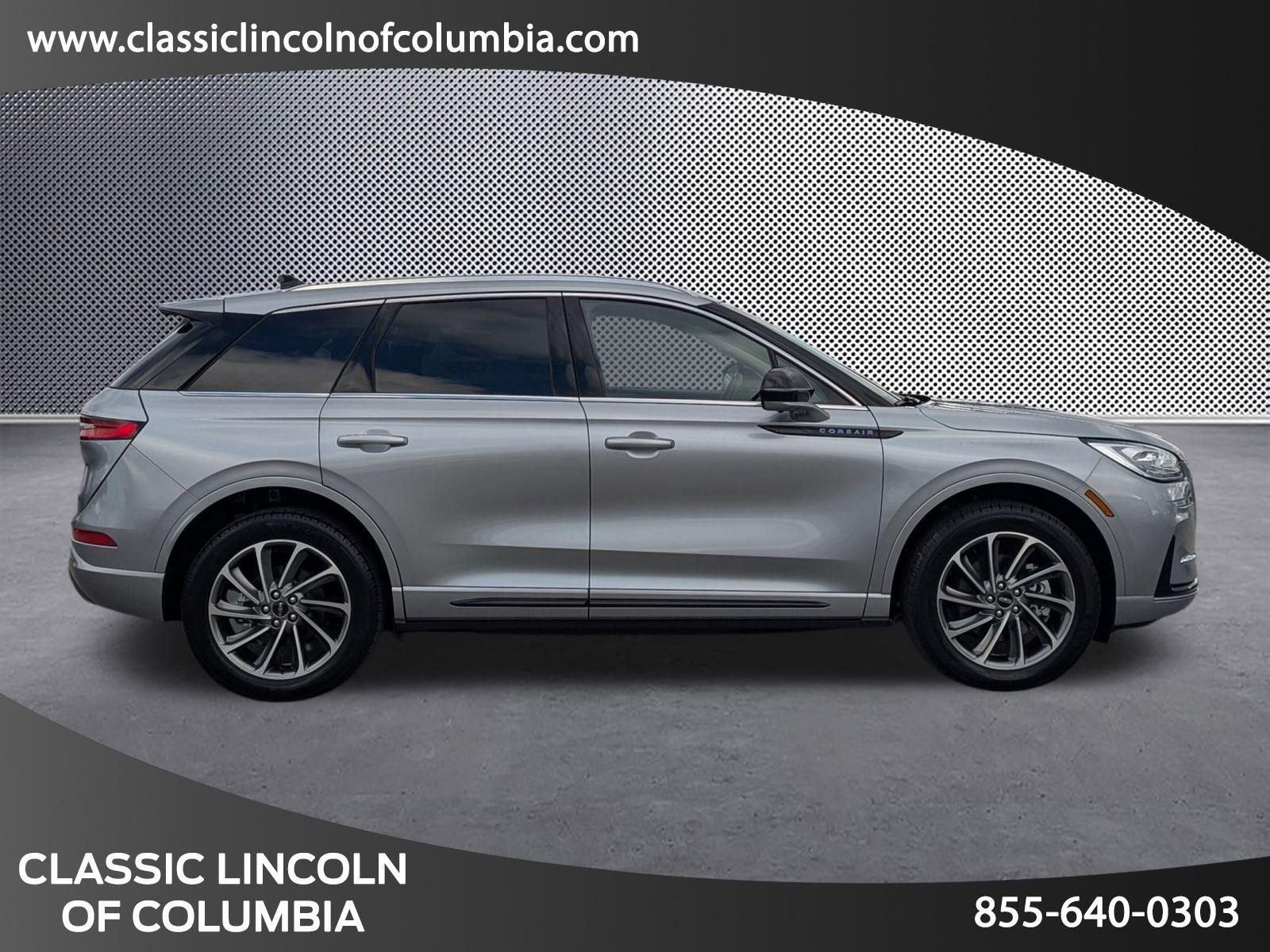 2024 Lincoln Corsair Grand Touring photo 3