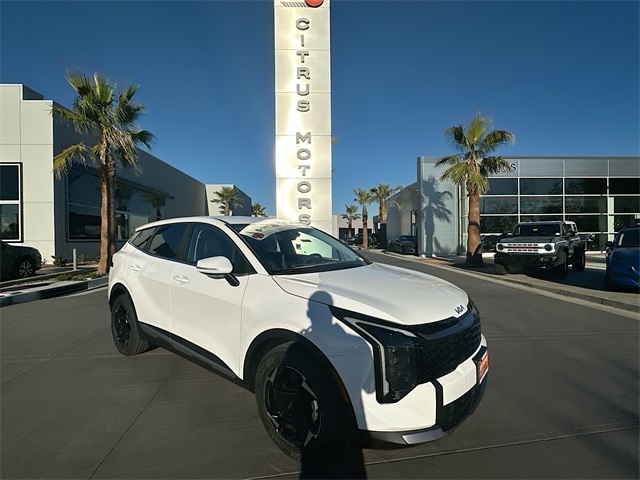 2026 Kia Sportage EX's photo