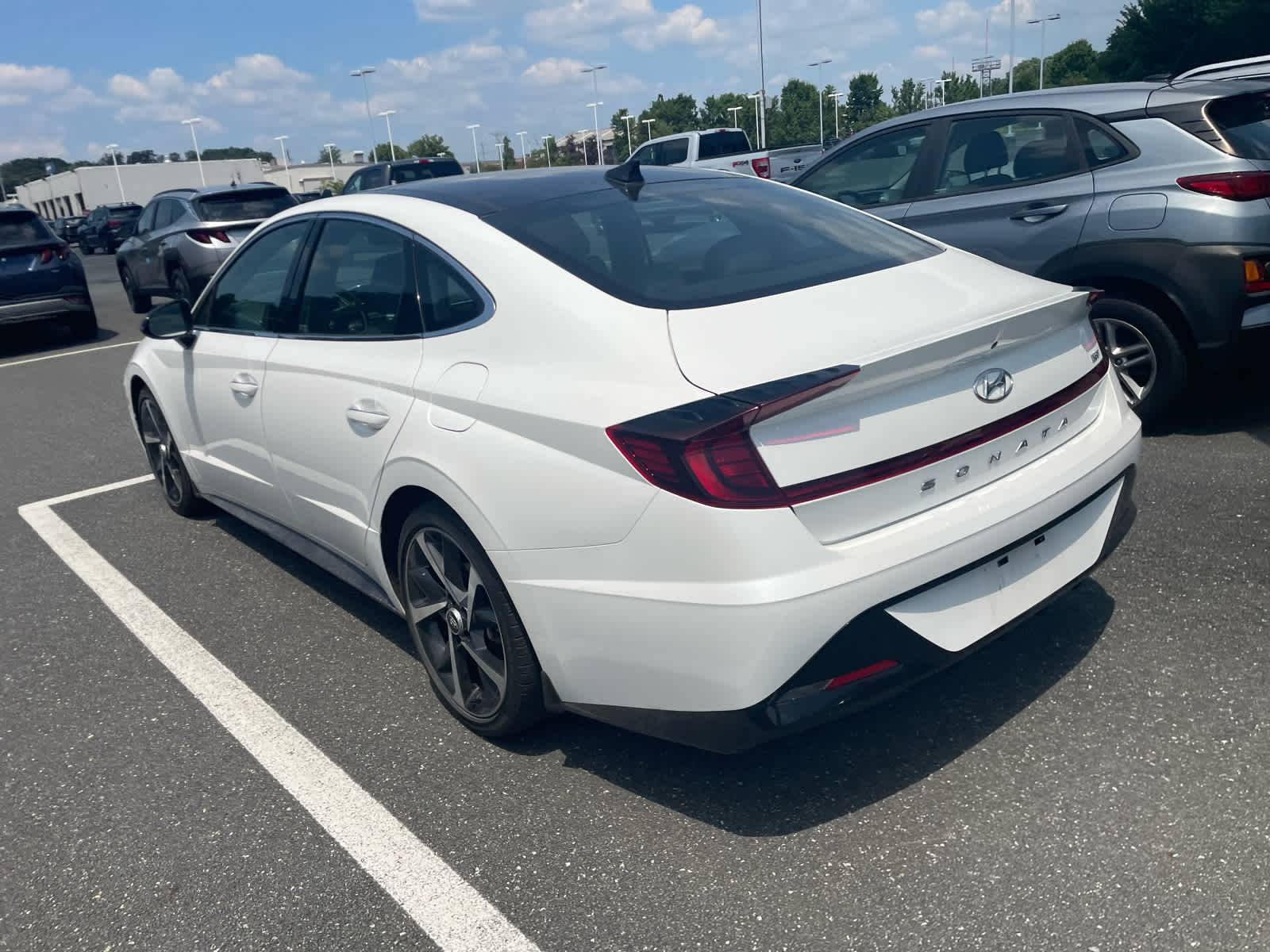 2022 Hyundai Sonata SEL Plus photo 7