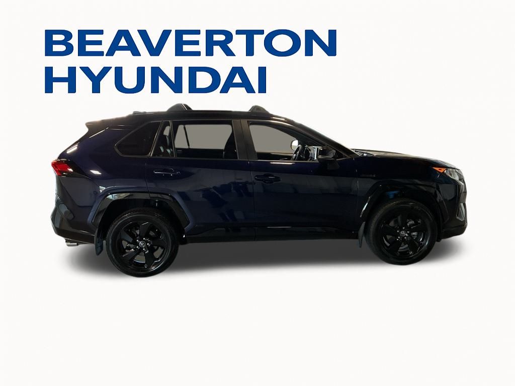 2020 Toyota RAV4 Hybrid XSE photo 3