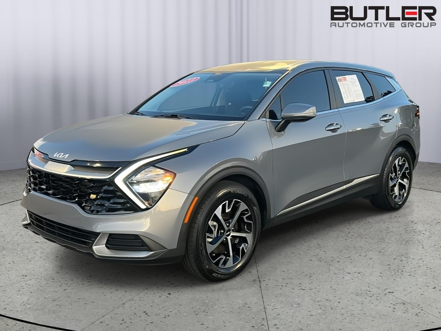 2023 Kia Sportage EX's photo