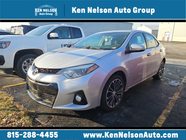 2015 Toyota Corolla S Plus's photo