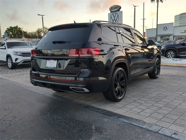 2022 Volkswagen Atlas V6 SE Technology photo 3