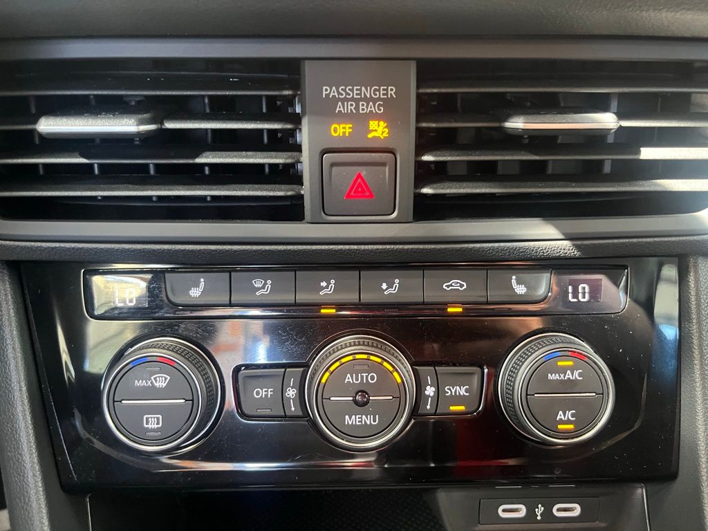 2024 Volkswagen Jetta 1.5T SE photo 14